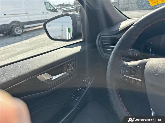 2024 Ford Escape ST-Line Select (Stk: TT8363) in Sarnia - Image 17 of 25