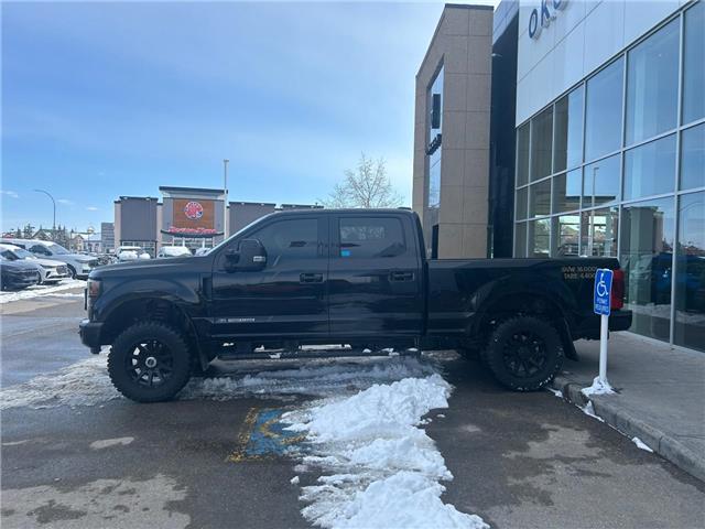 2021 Ford F-350 Lariat (Stk: B89132A) in Okotoks - Image 2 of 7