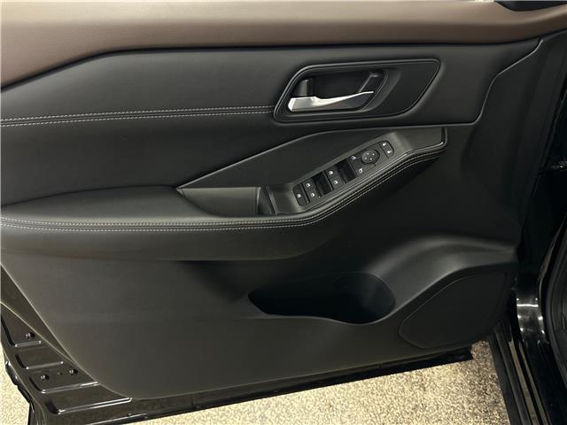 2023 Nissan Rogue SV Midnight Edition (Stk: 43762J) in Belleville - Image 15 of 32