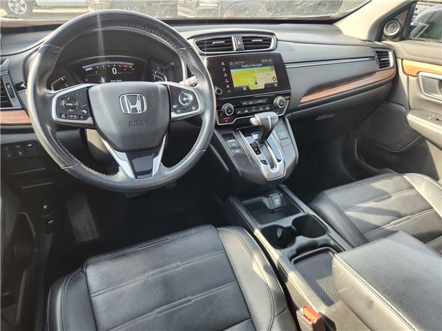 2019 Honda CR-V Touring in Ottawa - Image 4 of 9