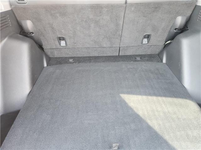 2019 Honda CR-V Touring in Ottawa - Image 6 of 9