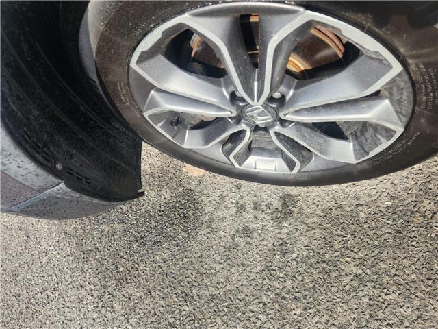 2019 Honda CR-V Touring in Ottawa - Image 7 of 9