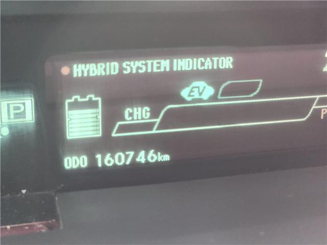 2013 Toyota Prius Base in Ottawa - Image 6 of 7