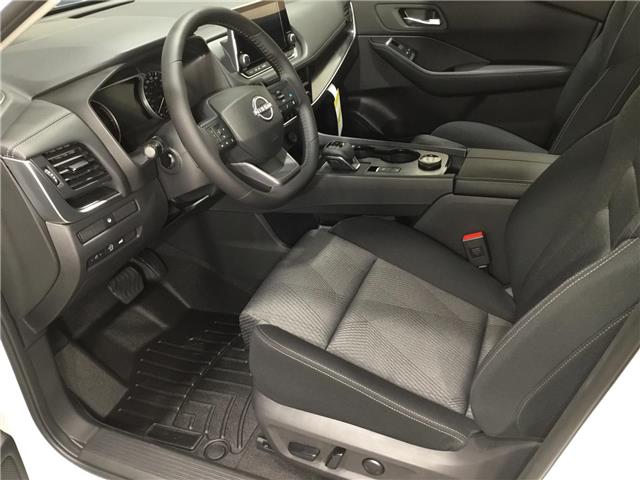 2026 Nissan Rogue SV Moonroof (Stk: N26172) in Sault Ste. Marie - Image 6 of 6