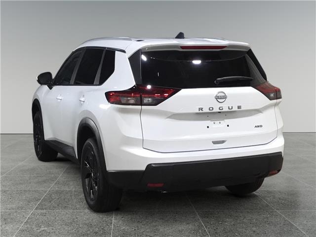 2026 Nissan Rogue SV Moonroof (Stk: N26177) in Sault Ste. Marie - Image 3 of 6