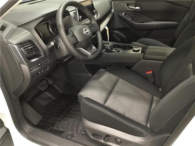 2026 Nissan Rogue SV Moonroof (Stk: N26177) in Sault Ste. Marie - Image 6 of 6
