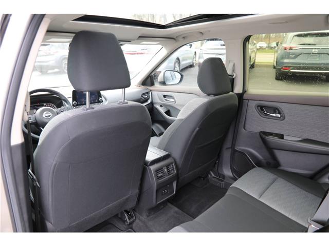 2023 Nissan Rogue SV Moonroof (Stk: PR23018) in Windsor - Image 14 of 30