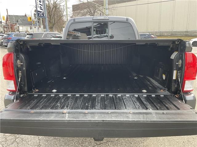 2017 Toyota Tacoma  (Stk: 4874) in KITCHENER - Image 7 of 25