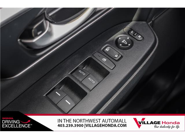 2022 Honda CR-V Touring (Stk: SR0589A) in Calgary - Image 11 of 31
