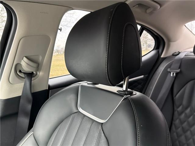 2021 Genesis G70 2.0T Prestige (Stk: 99040) in London - Image 8 of 9