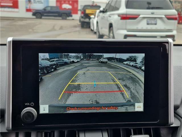 2025 Toyota RAV4 LE (Stk: 10U6499) in Markham - Image 18 of 29
