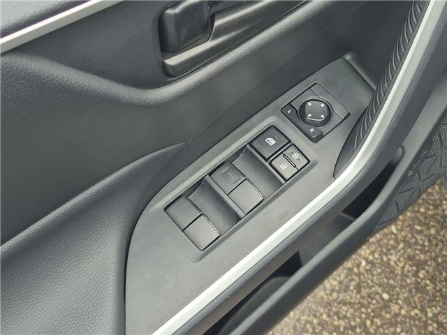 2025 Toyota RAV4 LE (Stk: 10U6498) in Markham - Image 12 of 29