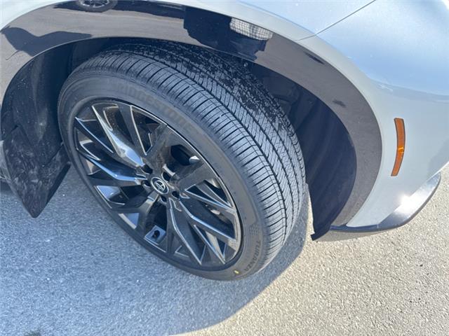 2026 Toyota Crown Signia Limited (Stk: 3041588) in Cranbrook - Image 12 of 21