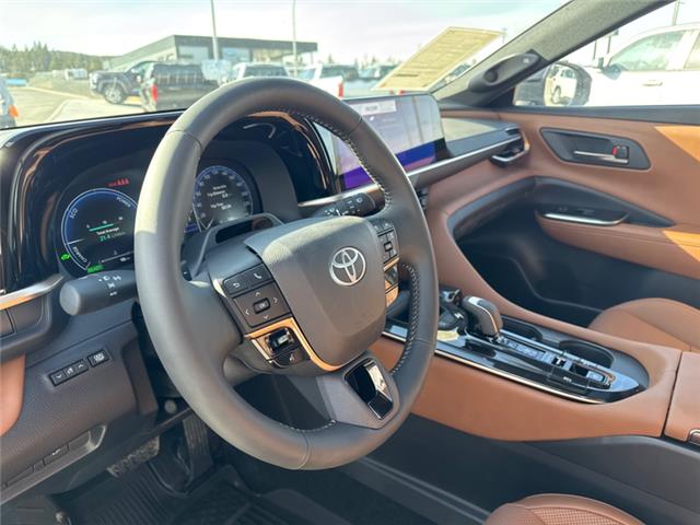 2026 Toyota Crown Signia Limited (Stk: 3041588) in Cranbrook - Image 16 of 21