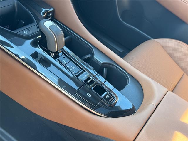 2026 Toyota Crown Signia Limited (Stk: 3041588) in Cranbrook - Image 18 of 21