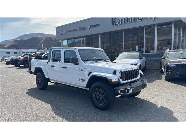2026 Jeep Gladiator Sport S (Stk: TT044) in Kamloops - Image 1 of 21