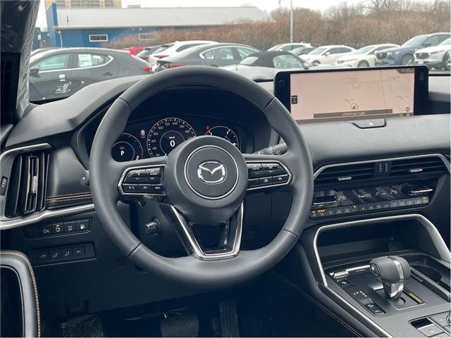 2026 Mazda CX-90 PHEV Signature (Stk: 26T013) in Kingston - Image 11 of 18