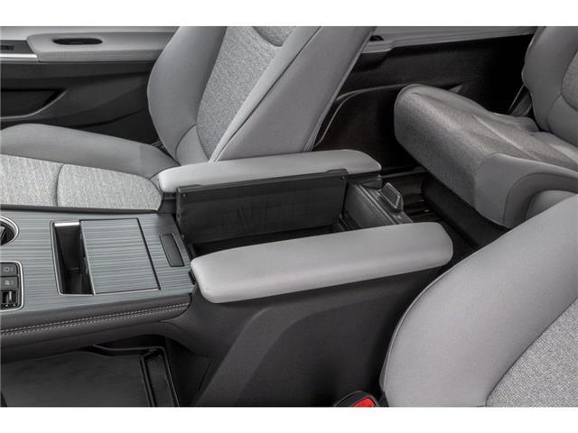 2025 Toyota Sienna LE 8-Passenger (Stk: 10U6568) in Markham - Image 10 of 11