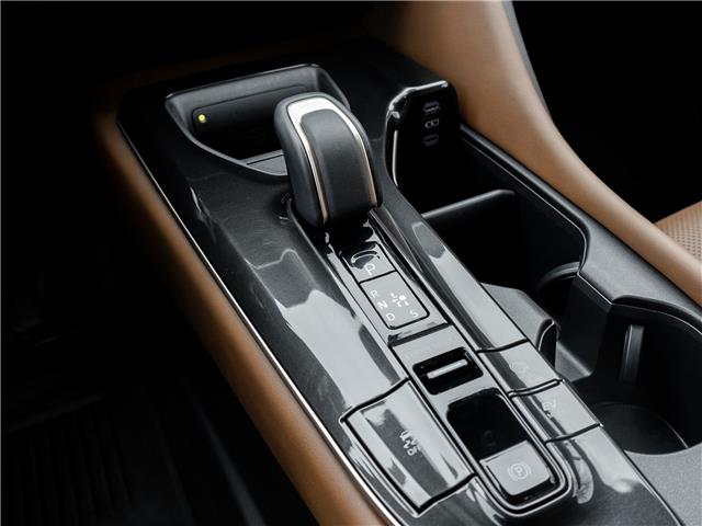 2025 Toyota Crown Signia  (Stk: 15T1793A) in Richmond Hill - Image 18 of 28