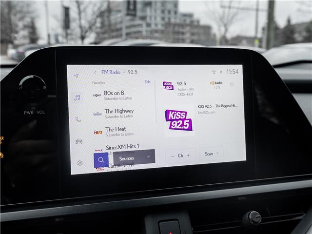 2025 Lexus UX 300h  (Stk: 15T1795A) in Richmond Hill - Image 22 of 27