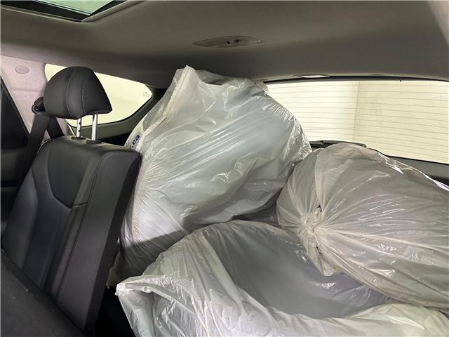 2022 Hyundai Santa Fe Preferred w/Trend Package (Stk: 43804J) in Belleville - Image 7 of 33