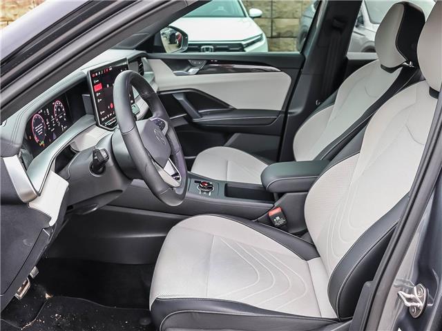 2025 Volkswagen Tiguan Comfortline R-Line Black Edition (Stk: HH26293B) in Hanover - Image 9 of 24