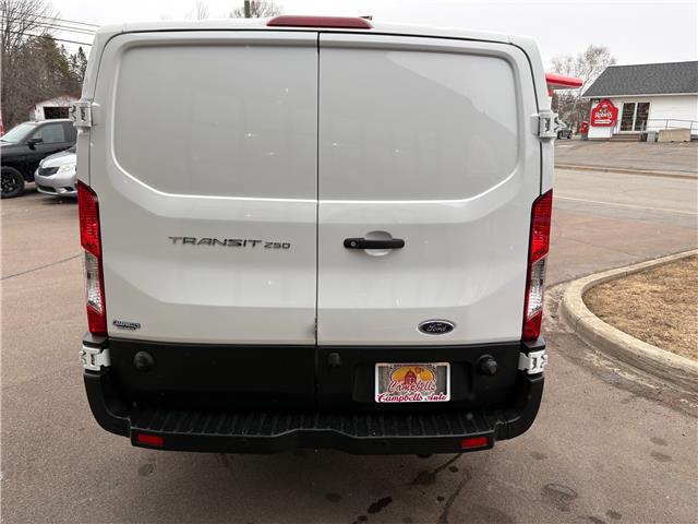 2019 Ford Transit-250 Base (Stk: A-A22041) in Moncton - Image 5 of 20