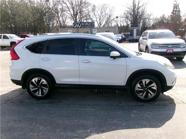 2015 Honda CR-V Touring in Kitchener - Image 7 of 26