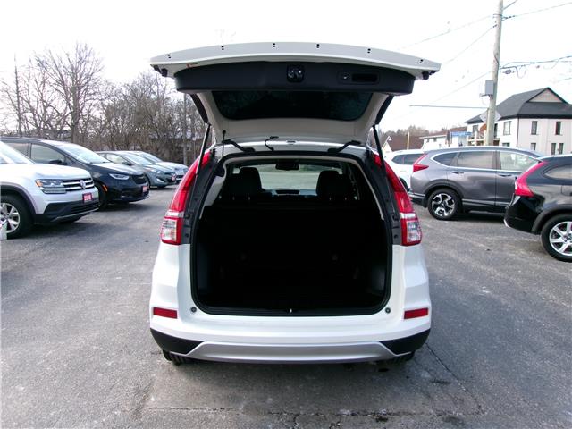 2015 Honda CR-V Touring in Kitchener - Image 14 of 26