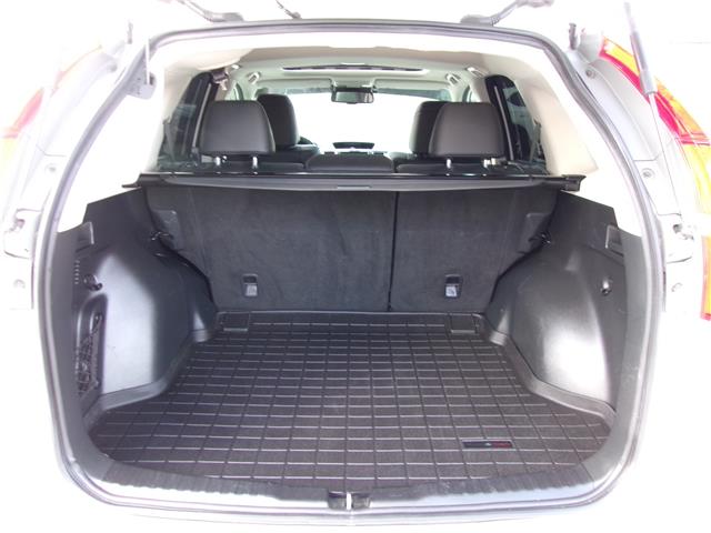 2015 Honda CR-V Touring in Kitchener - Image 15 of 26