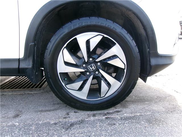 2015 Honda CR-V Touring in Kitchener - Image 21 of 26