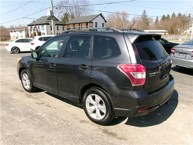 2014 Subaru Forester 2.5i Touring Package in Kitchener - Image 3 of 24