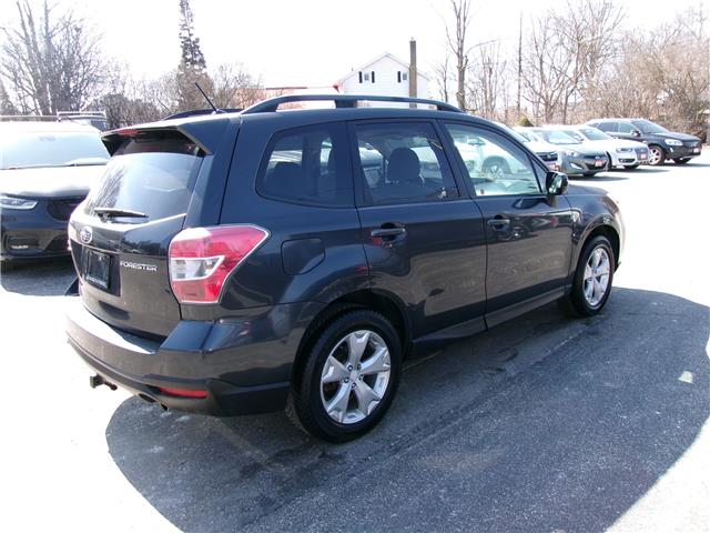 2014 Subaru Forester 2.5i Touring Package in Kitchener - Image 5 of 24