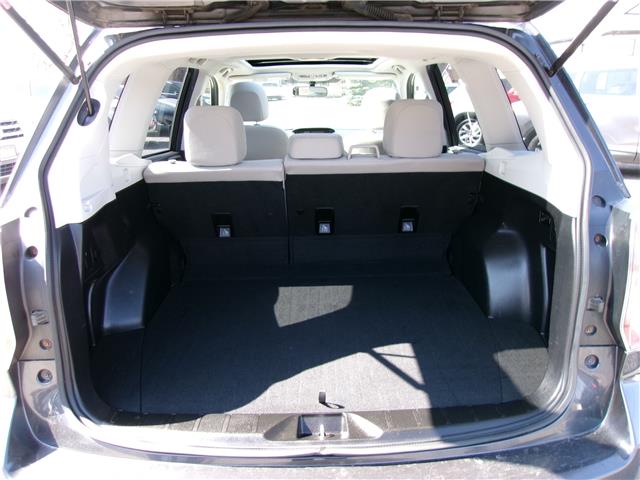 2014 Subaru Forester 2.5i Touring Package in Kitchener - Image 15 of 24
