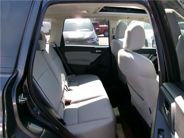 2014 Subaru Forester 2.5i Touring Package in Kitchener - Image 18 of 24