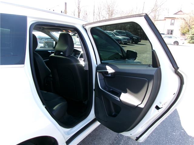 2016 Volvo XC60 T5 Special Edition Premier in Kitchener - Image 18 of 26