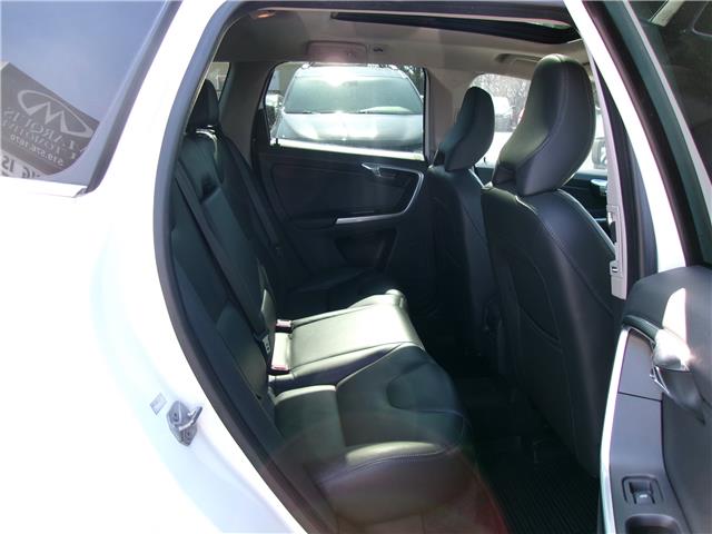 2016 Volvo XC60 T5 Special Edition Premier in Kitchener - Image 19 of 26