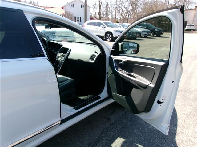 2016 Volvo XC60 T5 Special Edition Premier in Kitchener - Image 20 of 26
