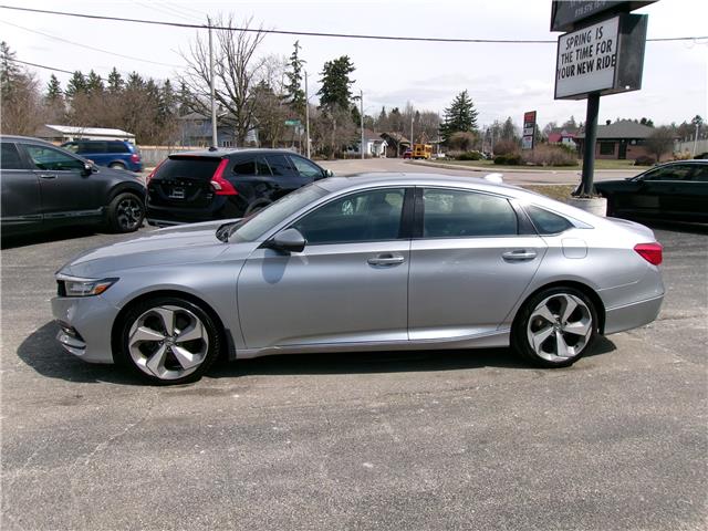 2019 Honda Accord Touring 1.5T in Kitchener - Image 3 of 28