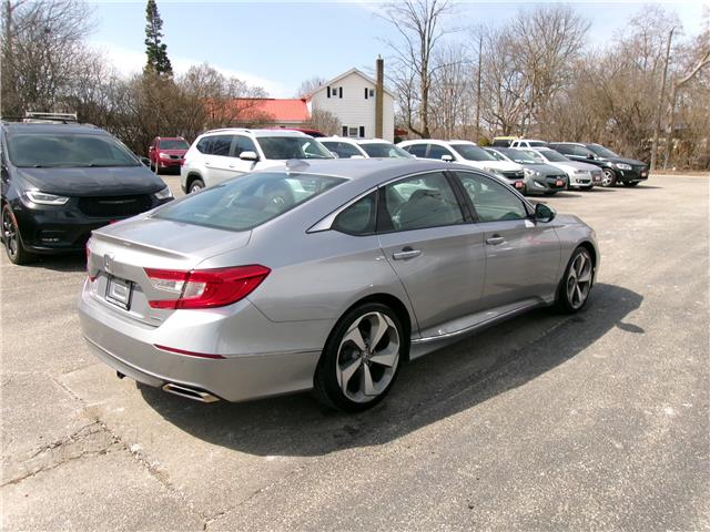 2019 Honda Accord Touring 1.5T in Kitchener - Image 6 of 28