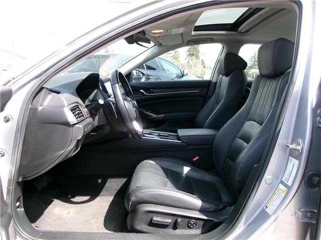 2019 Honda Accord Touring 1.5T in Kitchener - Image 10 of 28