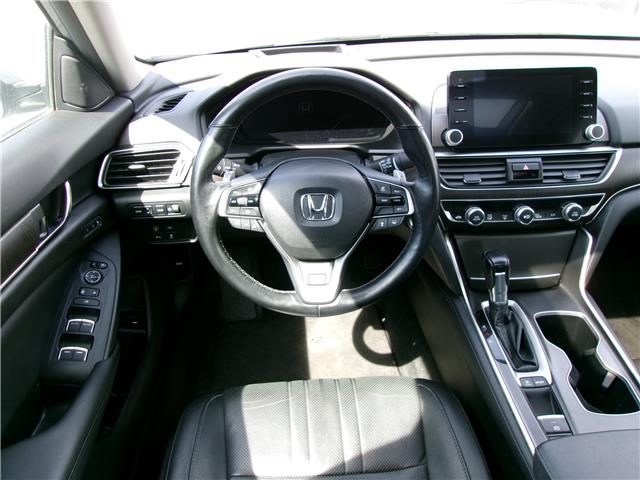 2019 Honda Accord Touring 1.5T in Kitchener - Image 13 of 28