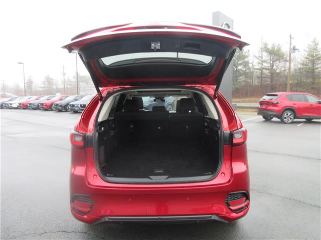 2025 Mazda CX-70 MHEV GT in Hebbville - Image 8 of 36
