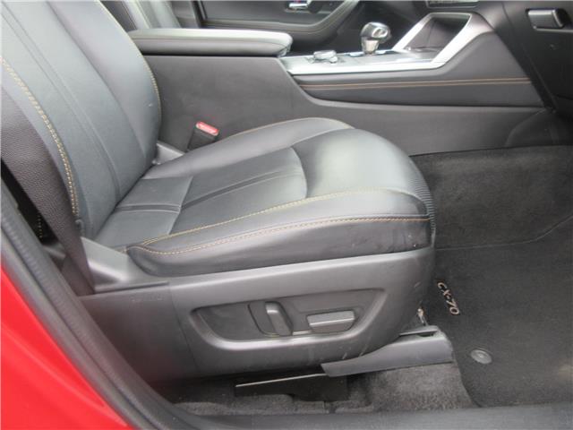 2025 Mazda CX-70 MHEV GT in Hebbville - Image 13 of 36