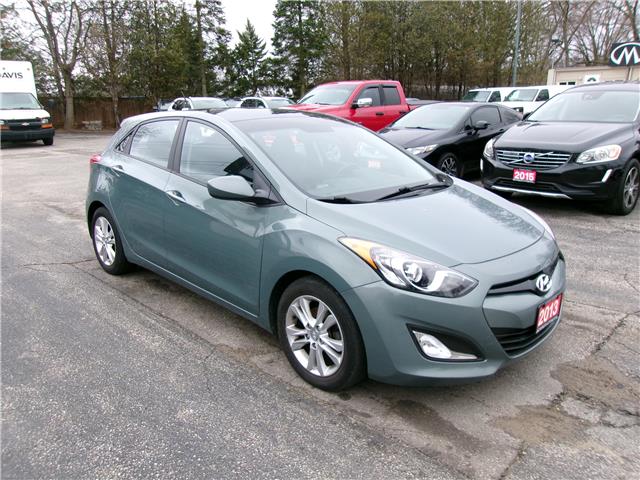 2013 Hyundai Elantra GT GLS in Kitchener - Image 7 of 23