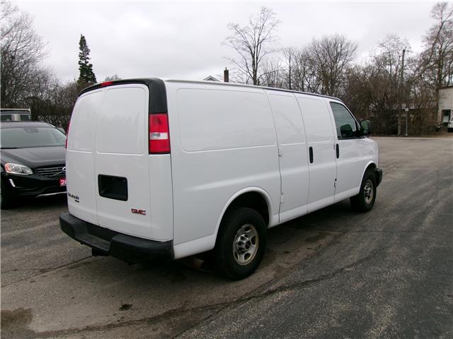 2016 GMC Savana 2500 1WT in Kitchener - Image 6 of 23