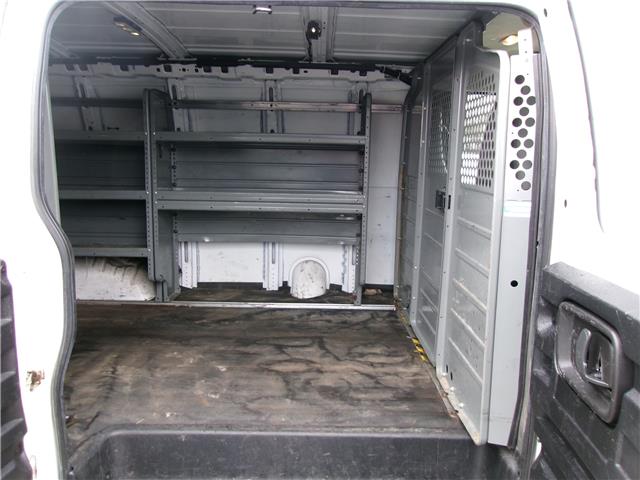 2016 GMC Savana 2500 1WT in Kitchener - Image 15 of 23