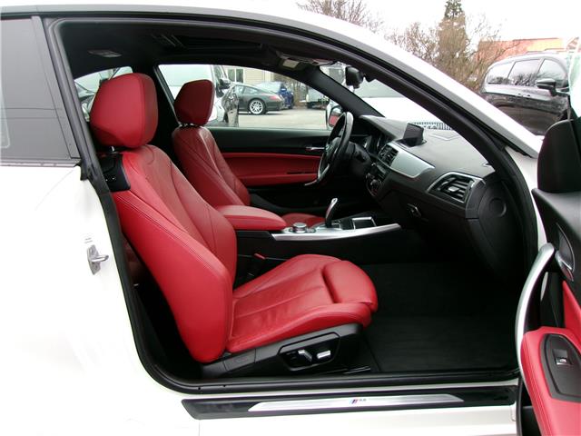 2018 BMW 230i xDrive in Kitchener - Image 17 of 24