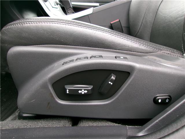 2017 Volvo V60 Cross Country T5 Premier in Kitchener - Image 14 of 26