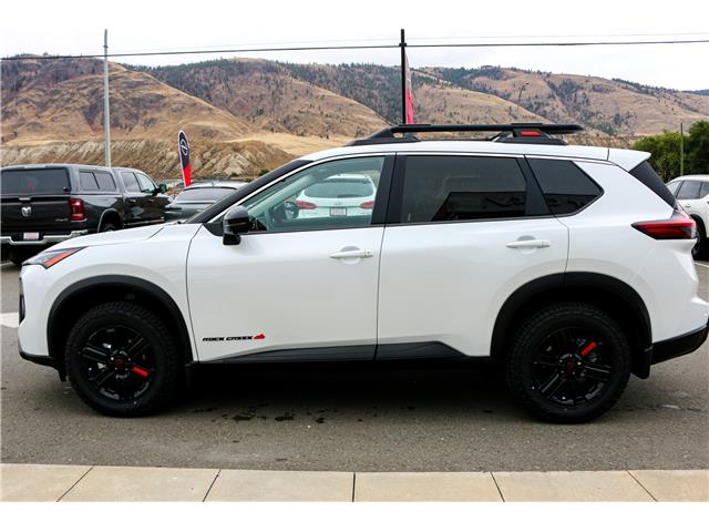 2026 Nissan Rogue Rock Creek (Stk: T26225) in Kamloops - Image 2 of 20